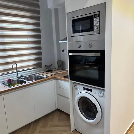 Sea & Luxury Apartment *