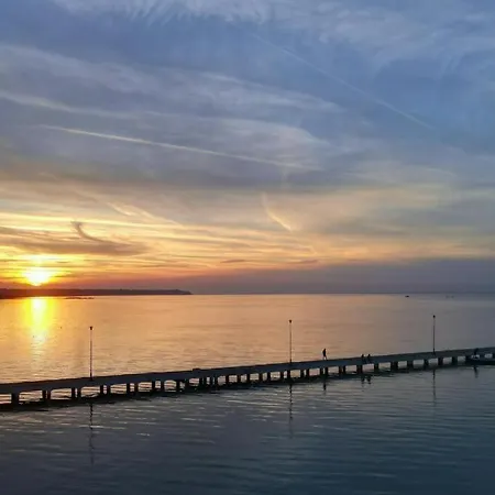 Sea & Luxury Apartment *